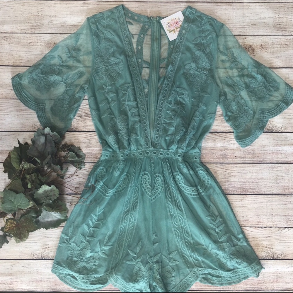 NWT Lace Crochet Romper Plunging Neck Shorts Slate